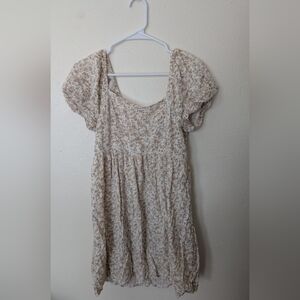 American Eagle Outfitters Cream and Tan Floral Short Dress